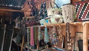 Artisanal Crafts & Souvenirs